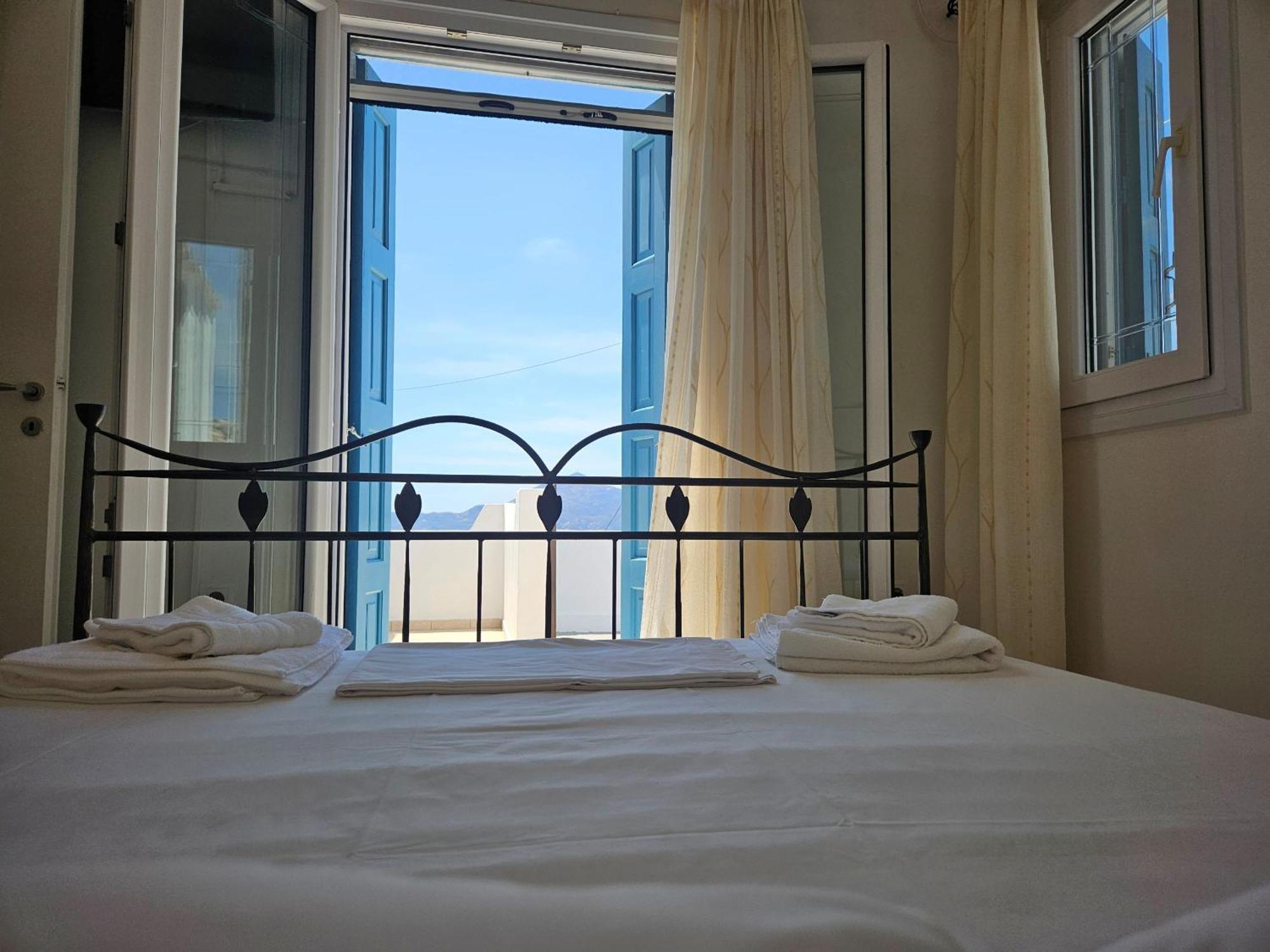 Trypiti Sea View Apartment Bagian luar foto