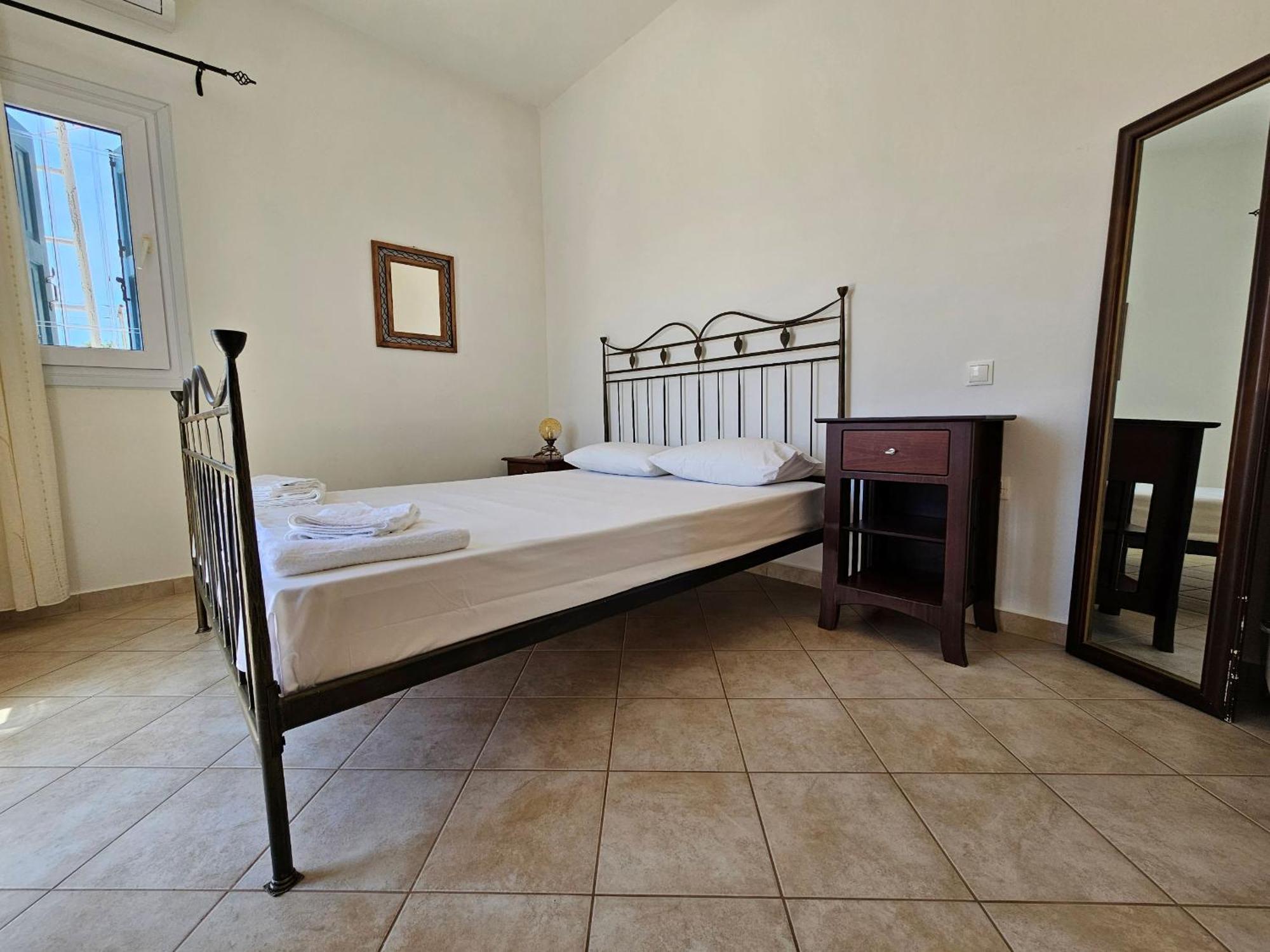 Trypiti Sea View Apartment Bagian luar foto